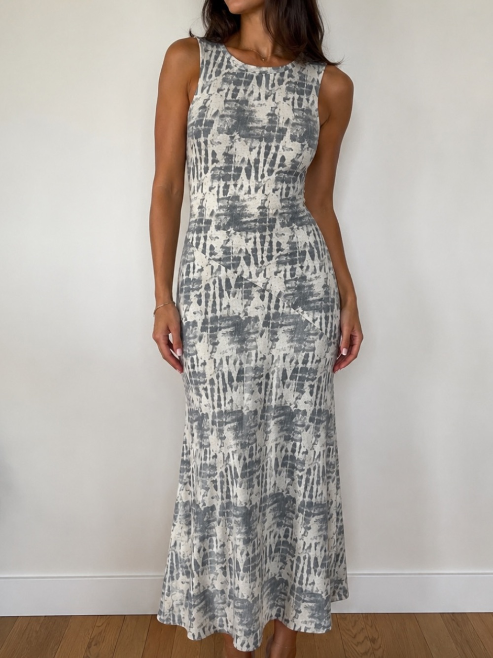 Sleeveless Maxi Dress in Gray & White Abstract Print